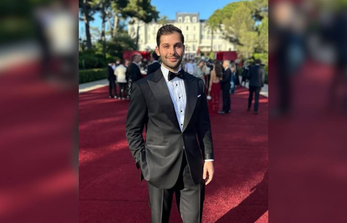 Sabancıların En Genci de Gündemde! Kerim Sabancı Bir Grup Güzelle Bodrum’da Yakalandı