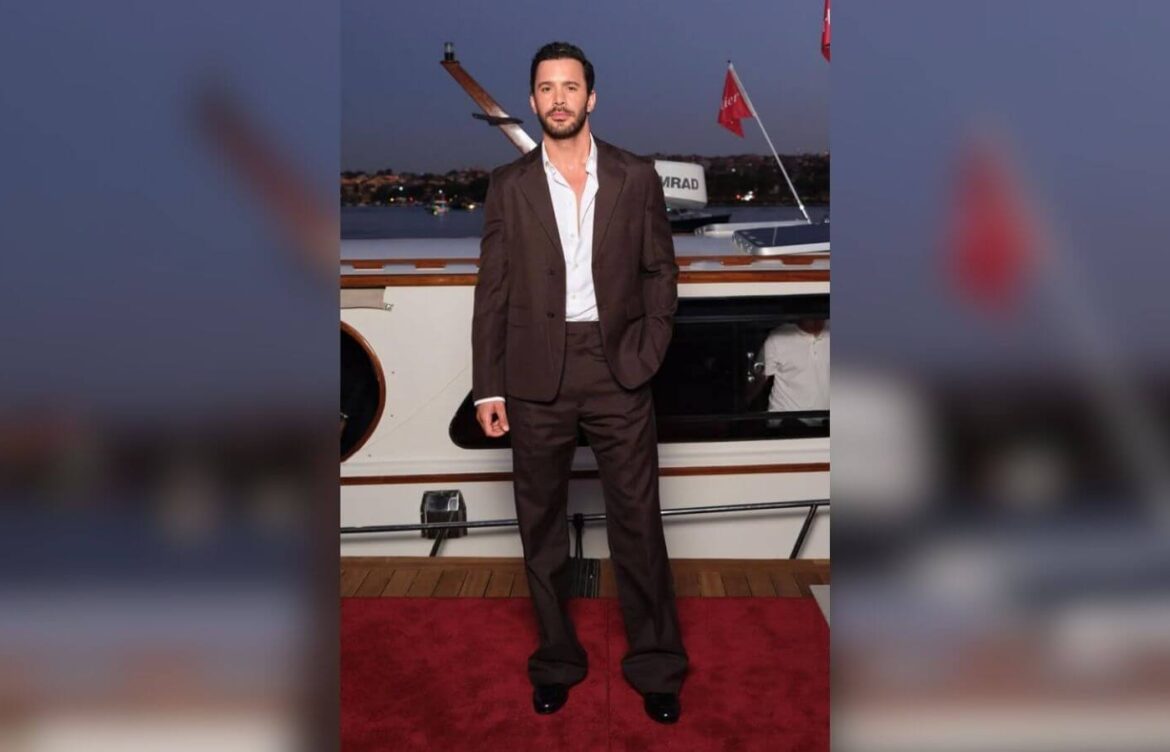 Barış Arduç’tan Boşanma Dedikodularını Yerle Bir Eden Romantik Hamle