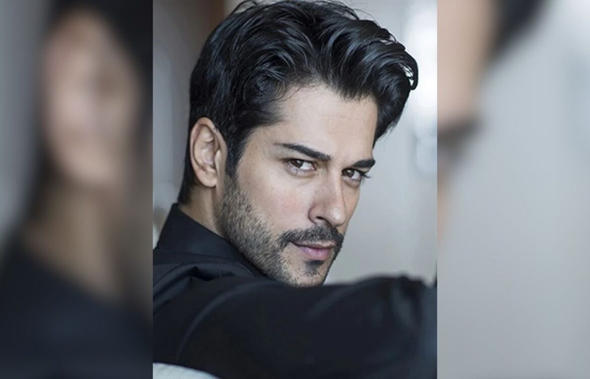 Burak Özçivit Tatile Milyonluk Aracıyla Gitti