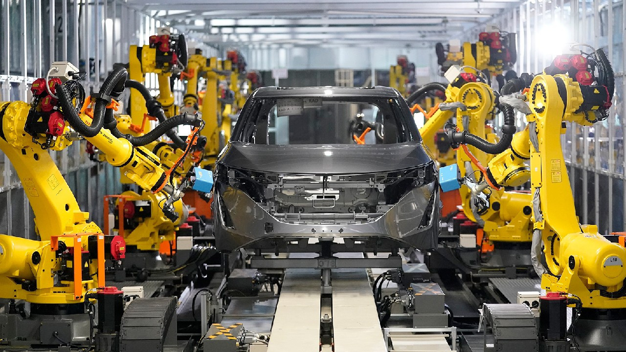 Otomobil devinden dev zarar! 20 bin kişiyi işten çıkaracak