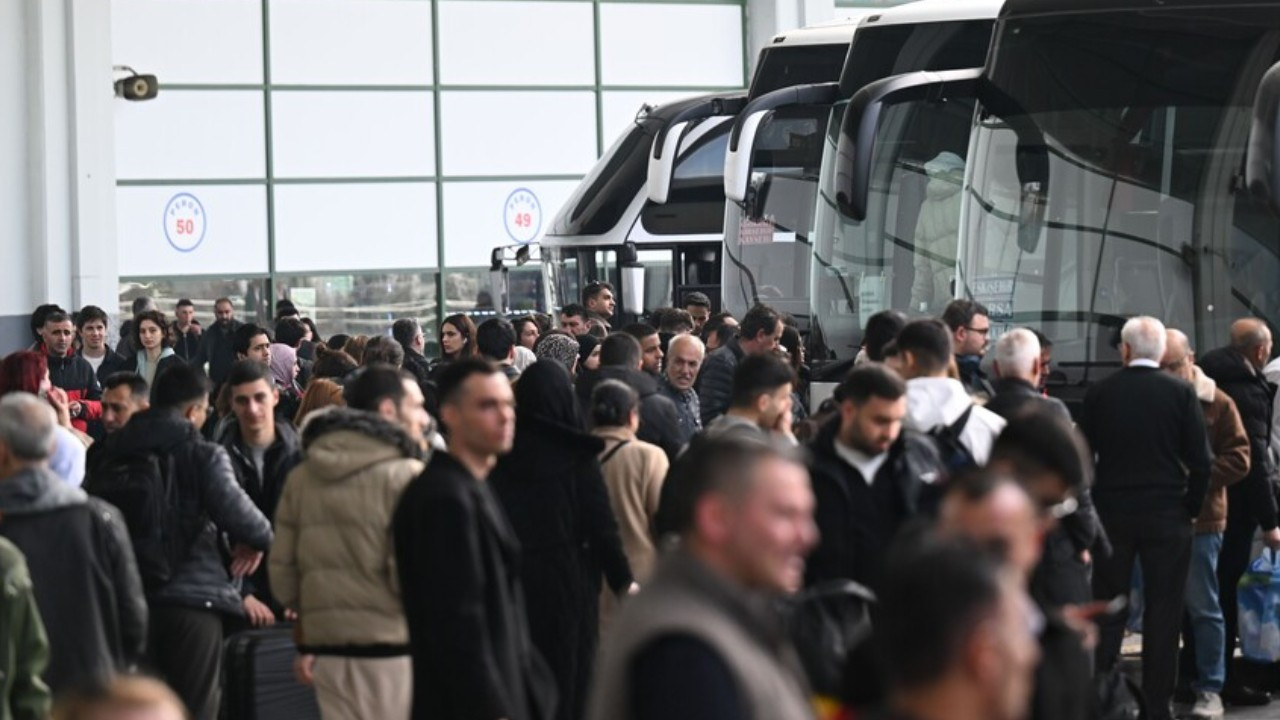 Bayram öncesi otobüs sektörü hareketlendi: Ek seferler de dolmaya başladı