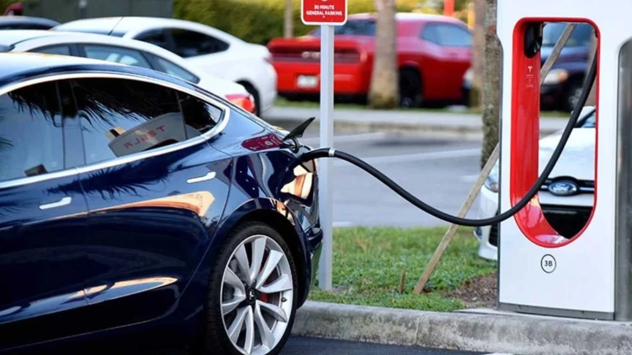 Elektrikli ve hibrit otomobile yoğun ilgi: Türkiye’de kullanımı yüzde 84 arttı