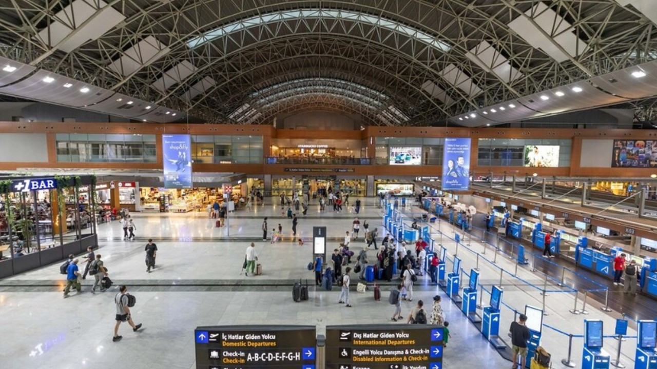İstanbul’daki havalimanları Avrupa’nın zirvesine çıktı