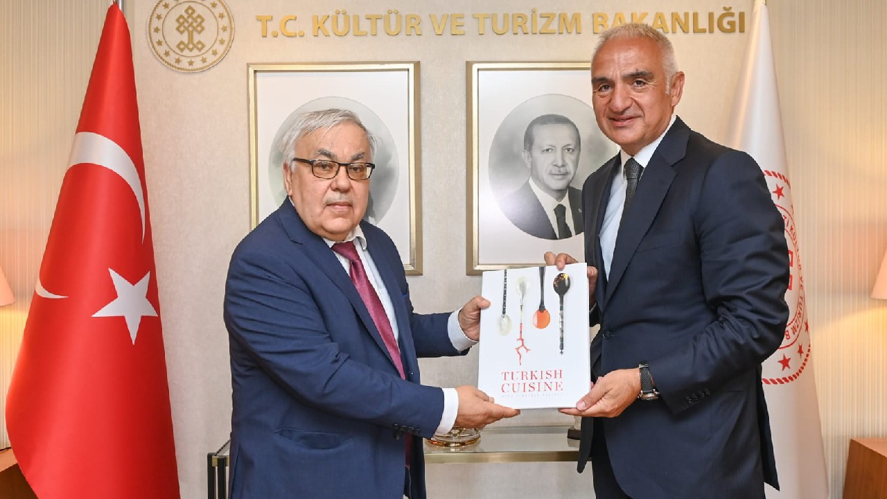 Bakan Ersoy ile Rus Büyükelçi Verşinin bir araya geldi