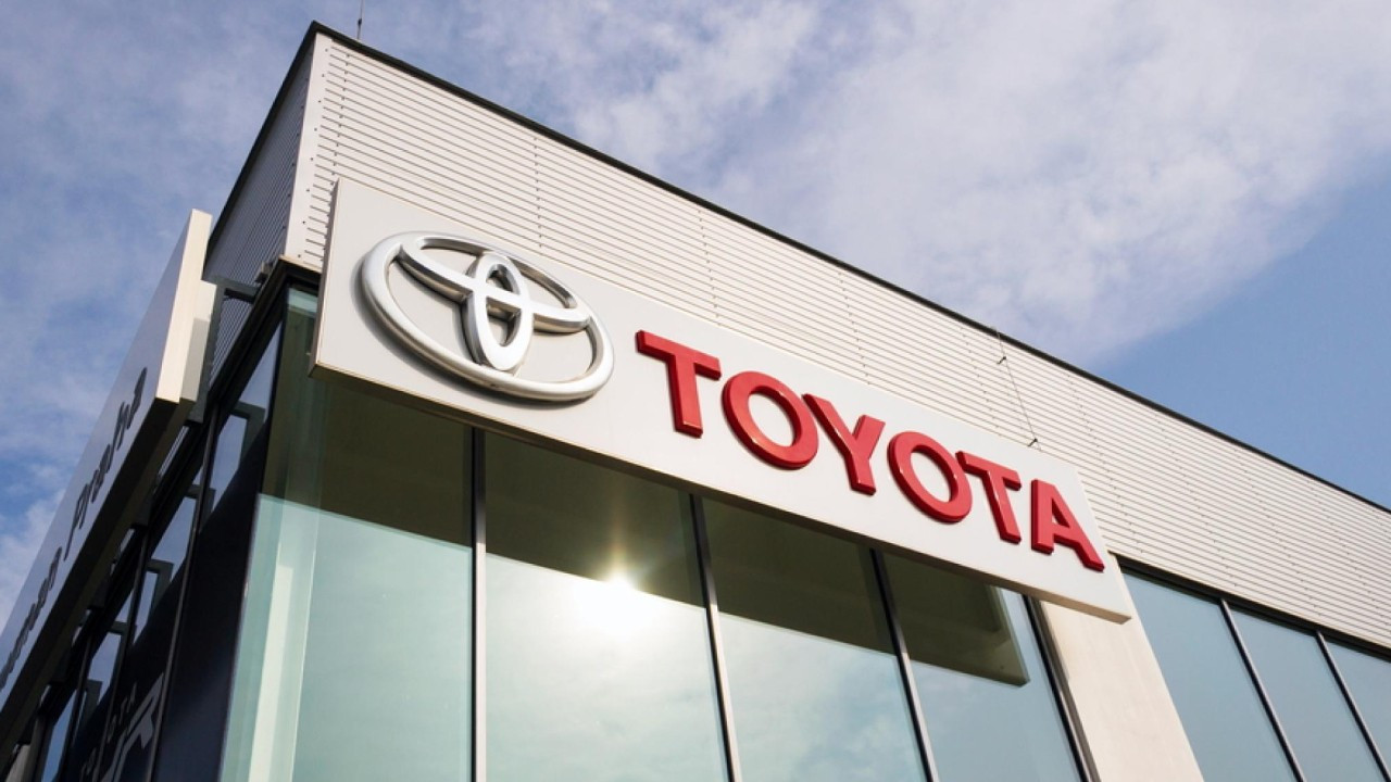 Toyota’da satışlar üst üste dördüncü ayda da geriledi